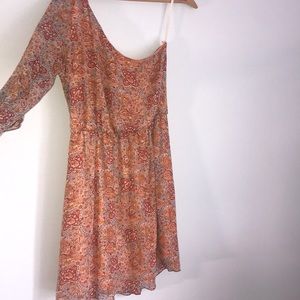 One-sleeve mini dress